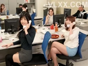 đám học trò khốn nạn chuốc thuốc mê chịch cô giáo sắp kết hôn