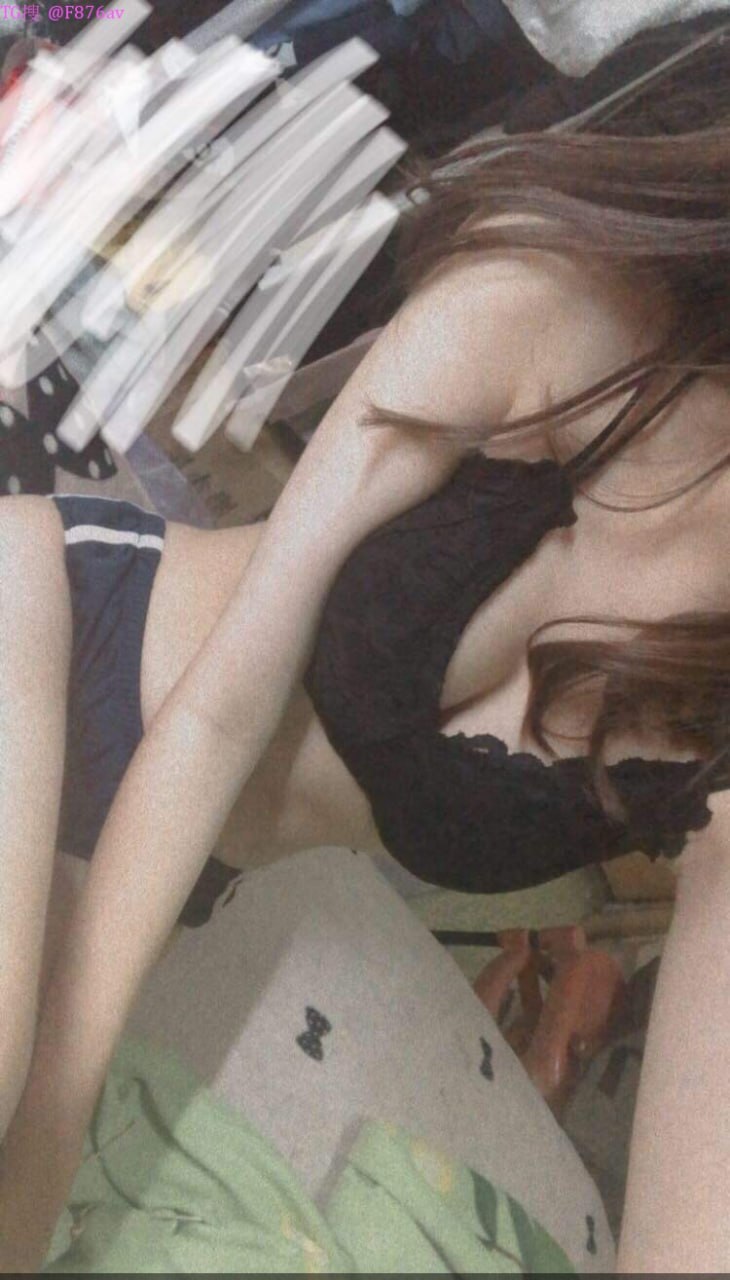 I contacted a female student and asked her to let me do intercrural sex, and we were alone in a hotel.